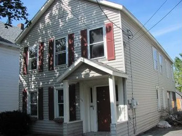 315 W Clinton St, Johnstown, NY 12095