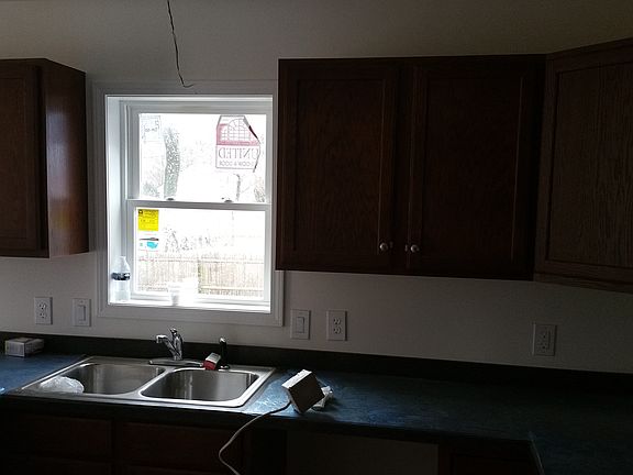 3rd image of 244 Acorn Ave