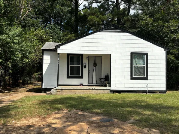 2626 Hillcrest Ave, Shreveport, LA 71108