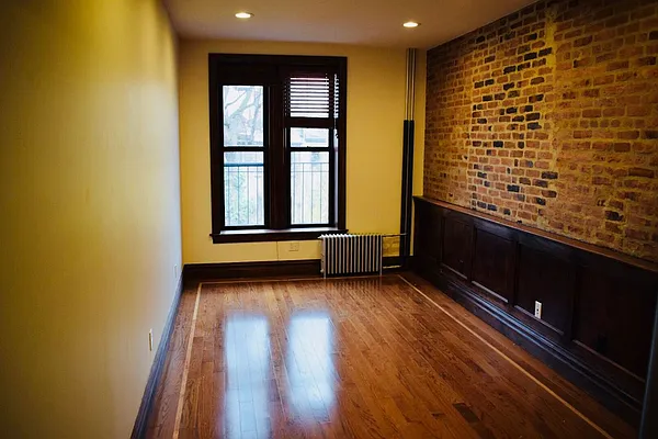 Rented by Farran & Associates | media 4