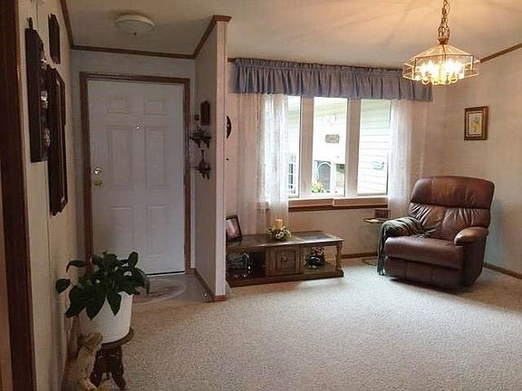 3rd image of 411 County Road 441