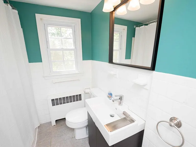 2416 S Culpeper St — Photo 12