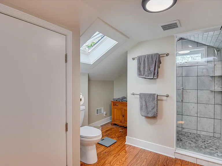 126 Horry St SE — Photo 35