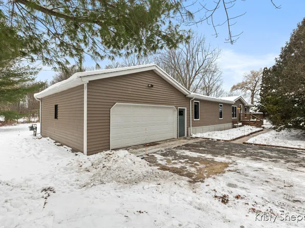 7030 Forteen Mile Rd NE, Cedar Springs, MI 49319