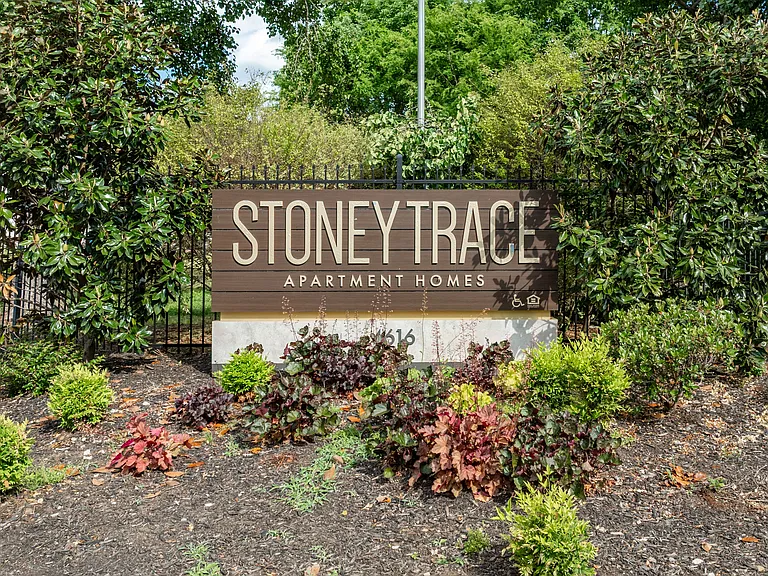 Stoney Trace Apartments — Photo 24