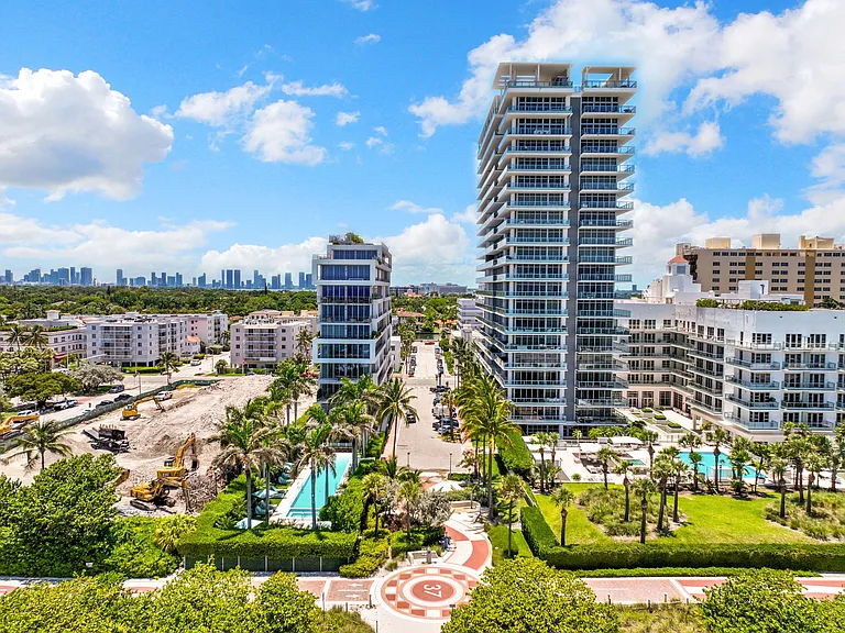 3710 Collins Ave #N-304 — Photo 35