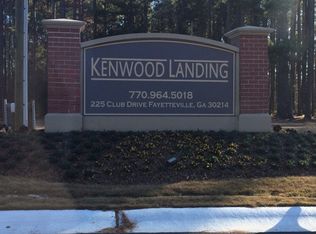 550 Greenview Cir, Fayetteville, GA 30214