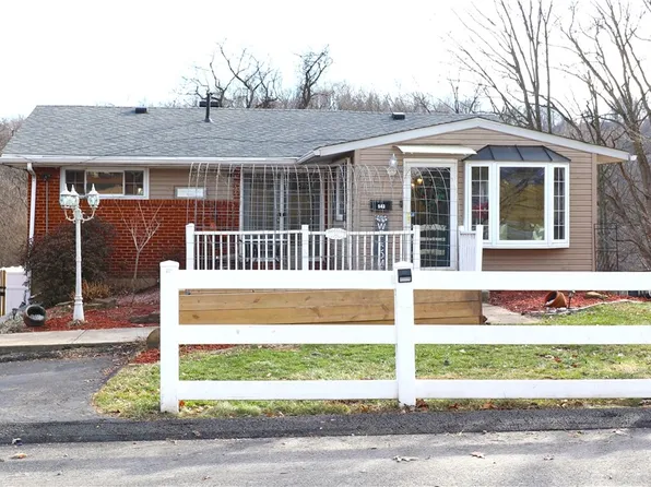 543 Sunnyfield Dr, Monroeville, PA 15146