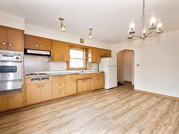 5th image of 10723 Tripp Ct