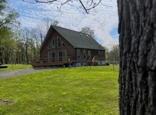 176 Grange Hall Rd, Shickshinny, PA 18655