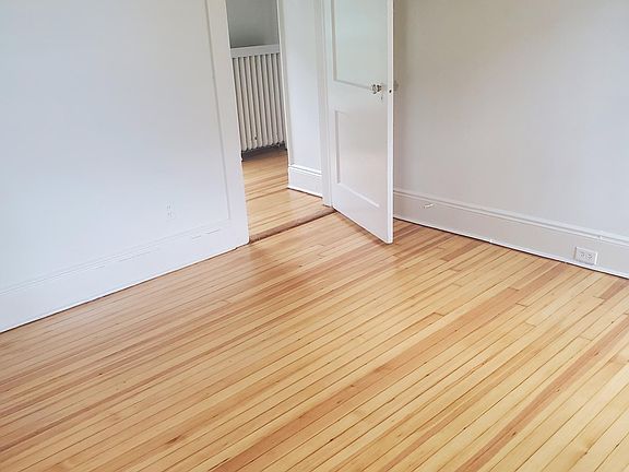 2nd image of 31 N Eckar St #209