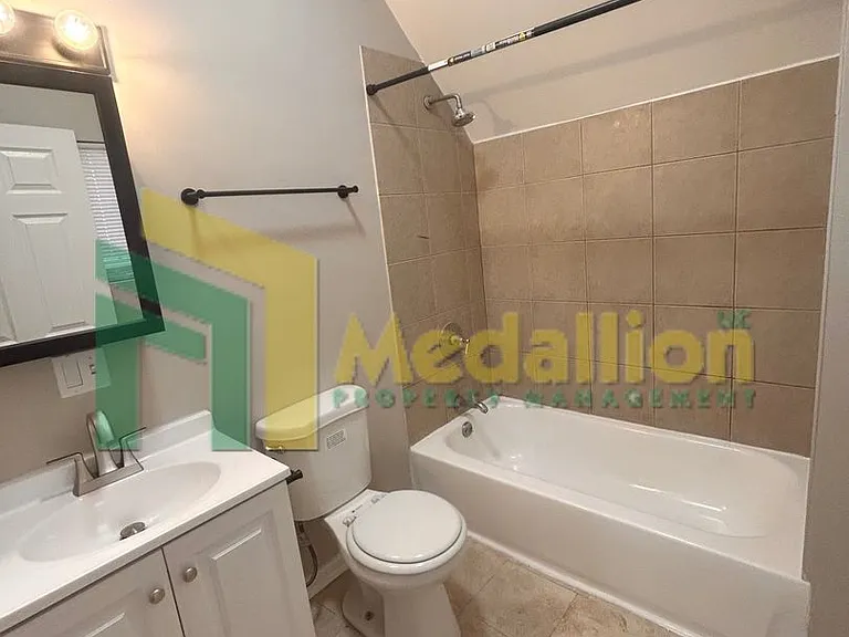 4700 W Monroe St #2 — Photo 17