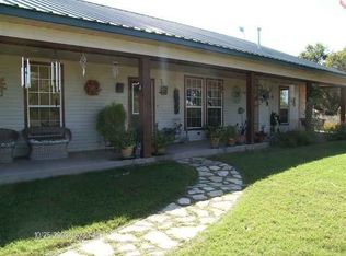 121 Quail Trl, Highland Haven, TX 78654