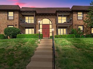 11872 Cresta Verde Dr APT G, Saint Louis, MO