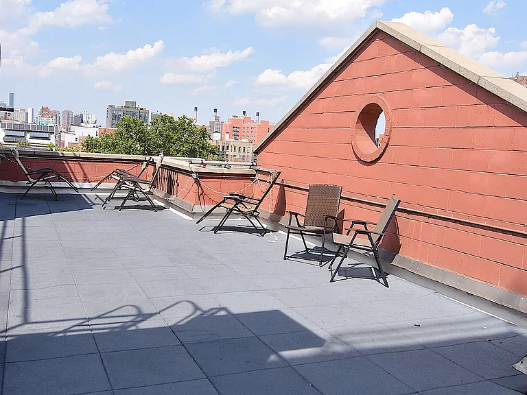 87 Attorney St #5D — Photo 12