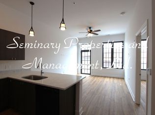 3160 N Broadway, Chicago, IL 60657