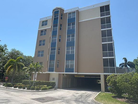 2nd image of 960 Starkey Rd APT 1501