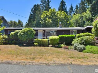 4820 228th St SW, Mountlake Terrace, WA 98043