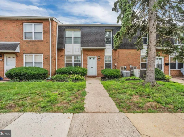 2036 Harbour Dr, Palmyra, NJ 08065