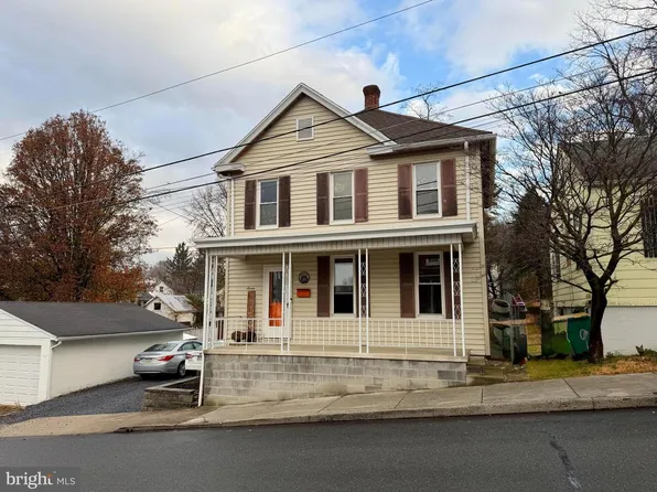 7 Mount Airy Ave, Waynesboro, PA 17268
