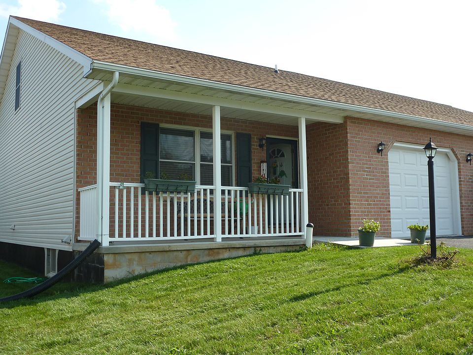 23 Larch Drive, Shippensburg