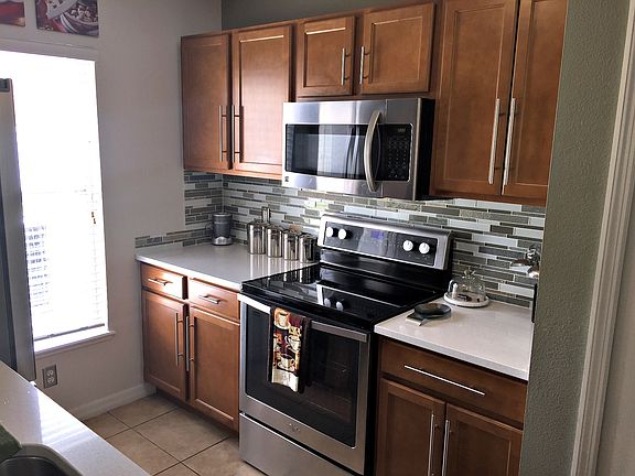 2nd image of 2741 Dodds Ln
