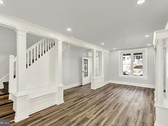 5th image of 948 N 12th St