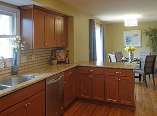 312 Jefferson Ave S, Hopkins, MN 55343