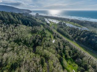 Sunbow Dr, Neskowin, OR 97149