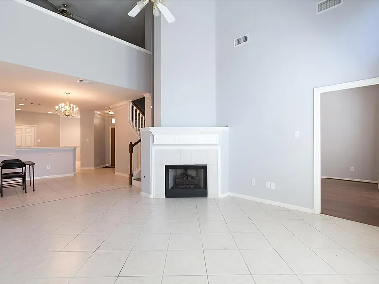 7907 Glenn Cliff Dr — Photo 9