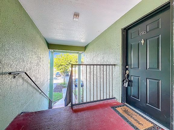 5th image of 2065 Dixie Belle Dr APT M