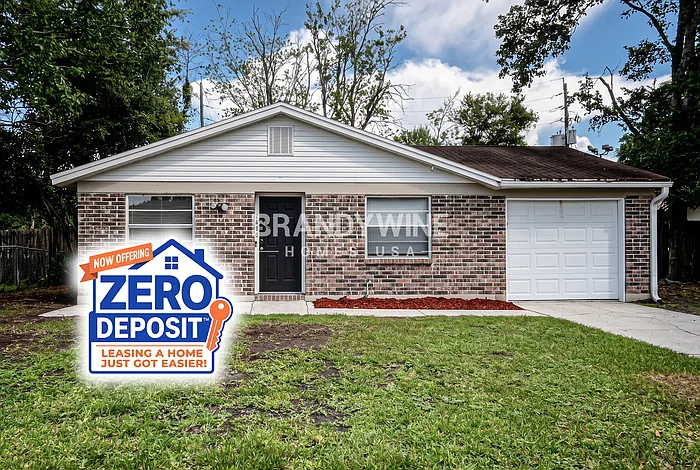 3 bed, 1.5 bath, 1221 sqft, $1,545 — Photo 1