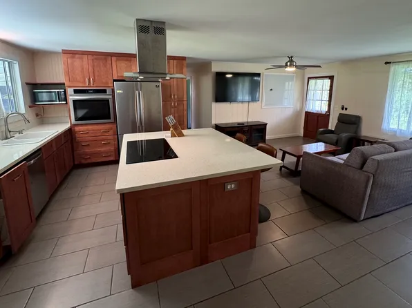 16-1198 Uhini Ana Rd, Mountain View, HI 96771