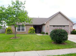 562 N Shore Blvd, Franklin, IN 46131