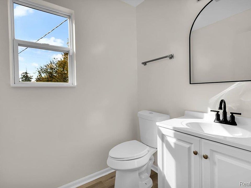 4989 Scotten St, photo 15