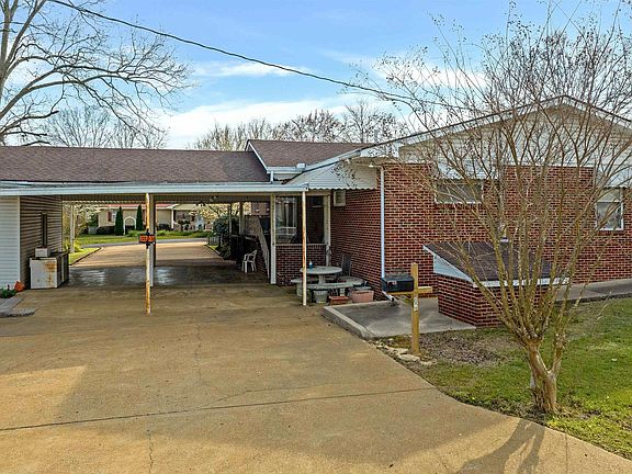 4th image of 61 Rains Ave SE