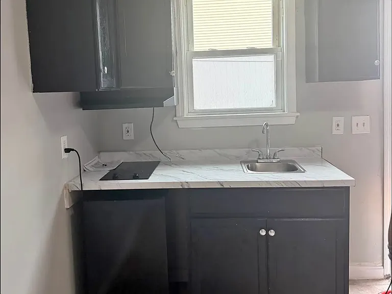 26-30 Pleasant St #1 — Photo 1