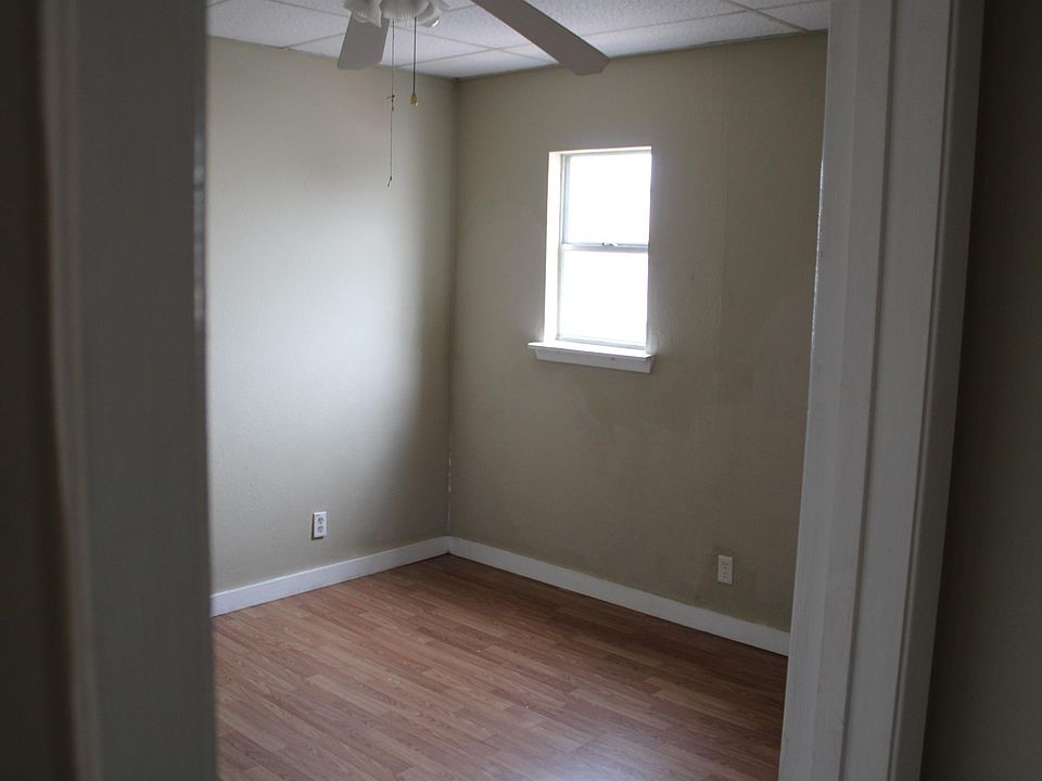 1st image of 101 S Commonsway Dr #104C
