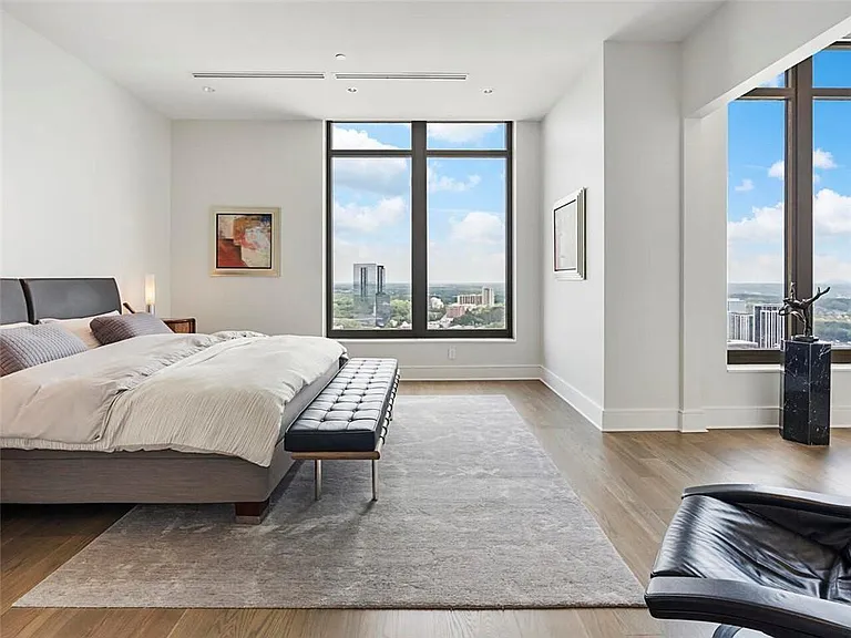 3376 Peachtree Rd #44B — Photo 28