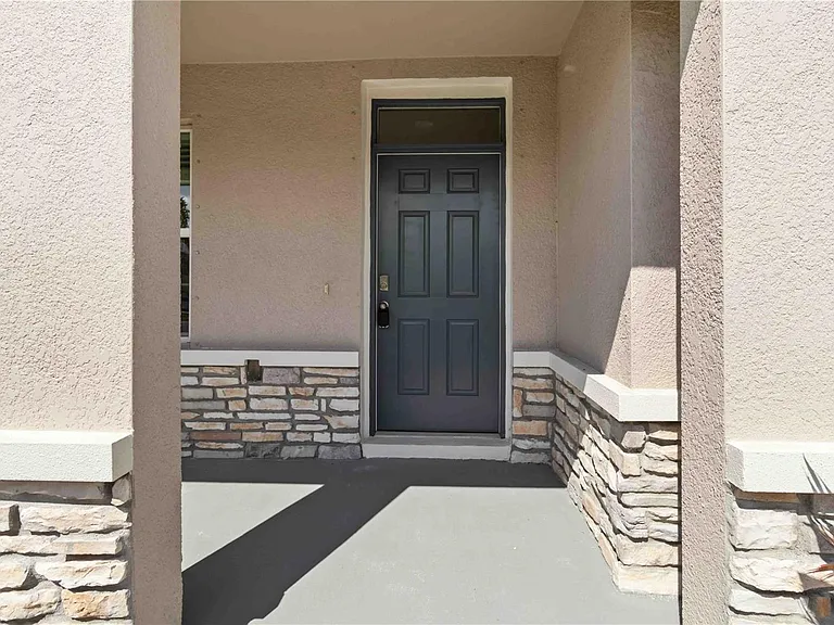 17129 Reserva Dr — Photo 4