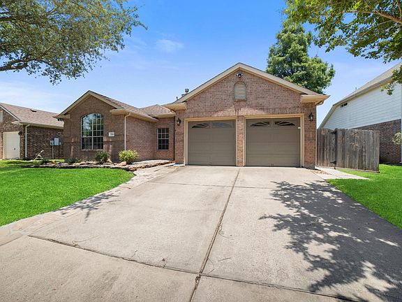 2nd image of 3514 Rushwater Ln