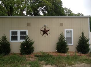 513 S Washington St, Pilot Point, TX 76258