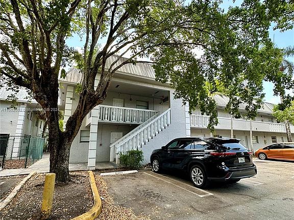 2nd image of 17255 SW 95th Ave APT J222