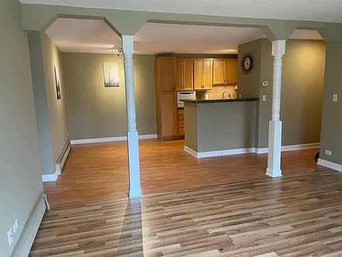 16W481 Lake Dr Photo 1
