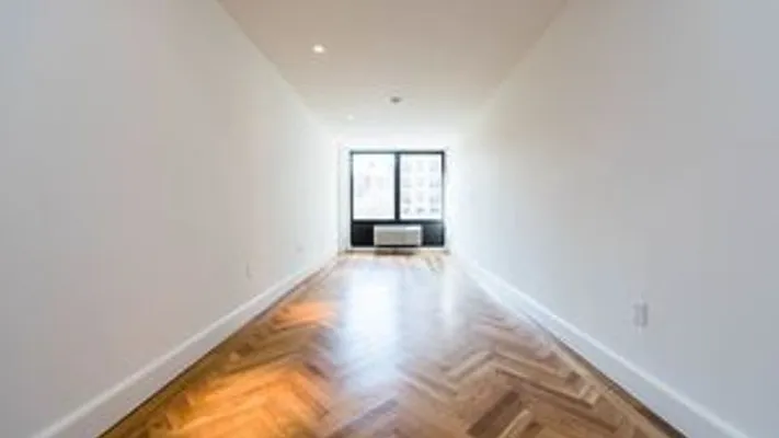 Rented by Nooklyn NYC LLC | media 76