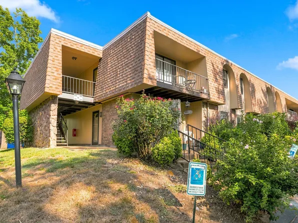 420 Walton Ln APT K66, Madison, TN 37115