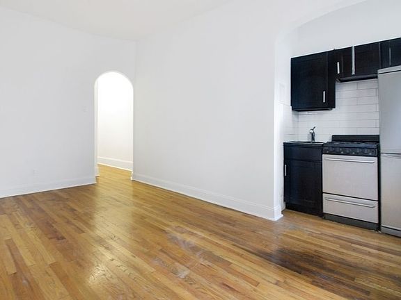 3rd image of 504 E 88th St APT 2B