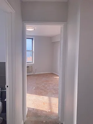 Sold by Chana Ofek, LREB | media 23