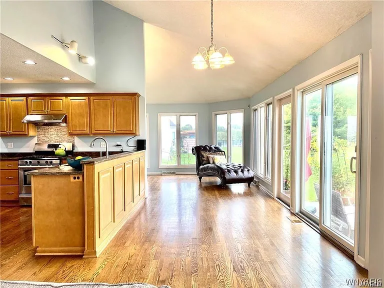 5458 Center Pine Ln — Photo 11