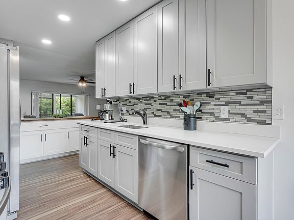 3rd image of 21691 Cypress Road #16c